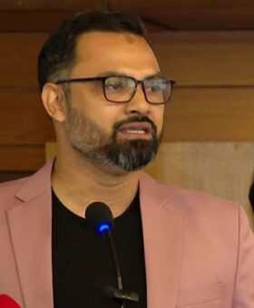 ফেব্রুয়ারিতেই হবে জাতীয় নির্বাচন: আমিনুল হক